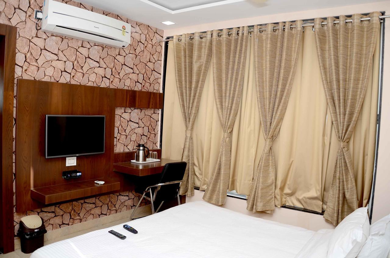 Hotel Shikhar Darshan Ujaim Exterior foto